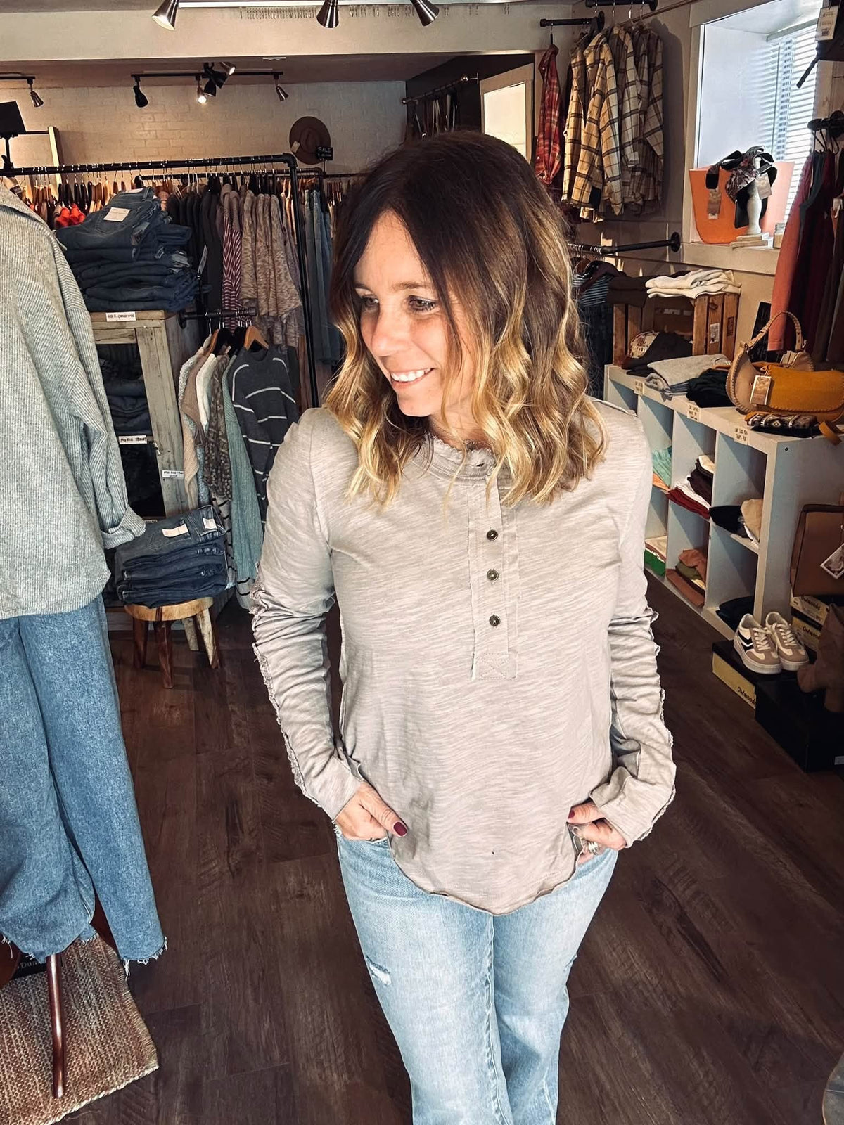 CROCHET PATCH SLEEVED HALF BUTTON ROUND NECK TOP
