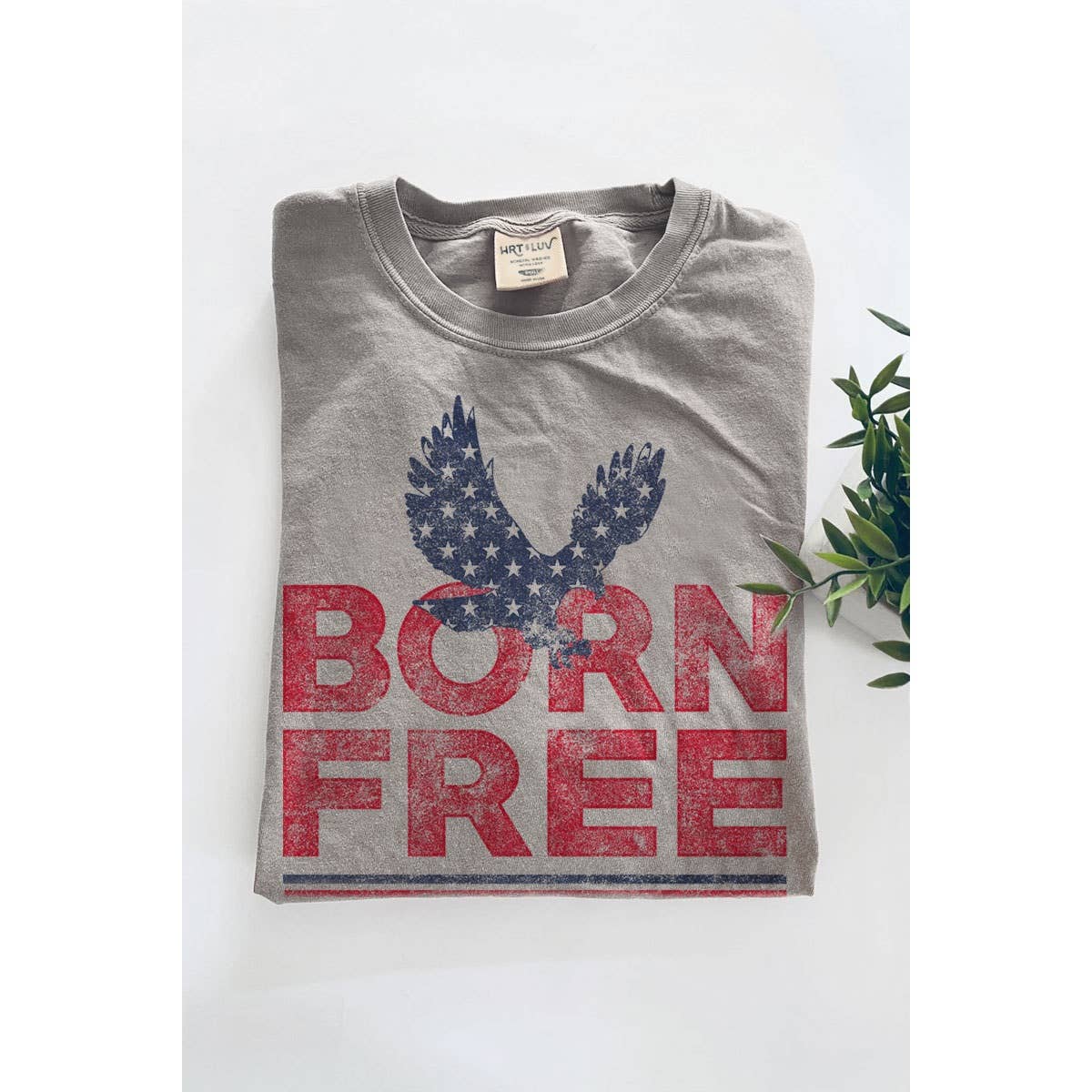 BORN FREE MINERAL GRAPHIC TEE