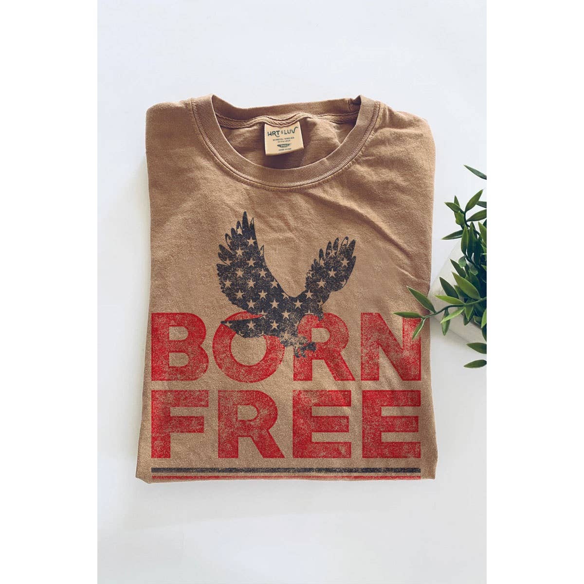 BORN FREE MINERAL GRAPHIC TEE